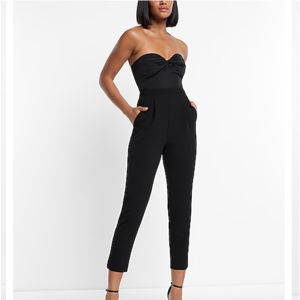 NWOT Express removable puff sleeve jumpsuit